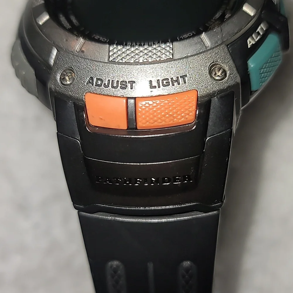 Casio Pathfinder PAG-80 Altimeter Barometer Thermometer Men's Watch Need Battery